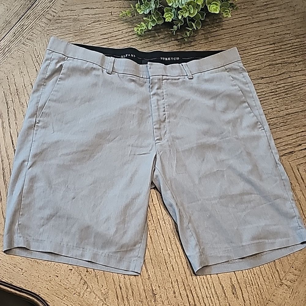 Gray alfani shorts size 36